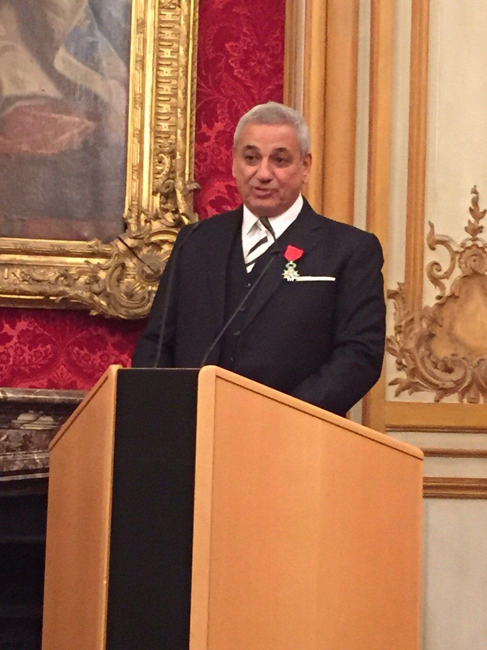 Marcel Cohen giving his speech of acceptance, the Légion d'Honneur on his lapel: he dedicated the distinction to his father, Henri Cohen