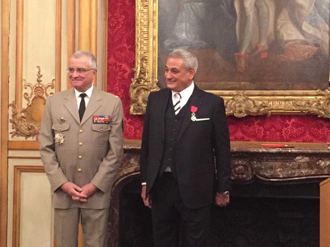 The Invalides, 5 December 2014: Marcel Cohen and General Bernard Thorette, who has just handed him the Légion d'Honneur