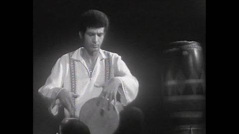 Darbuka drum solo